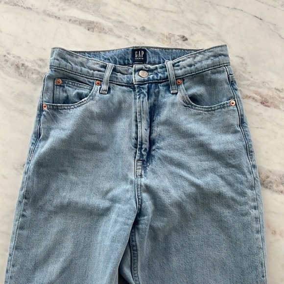 Gap Mom Jeans Size 26 - Picture 2 of 6